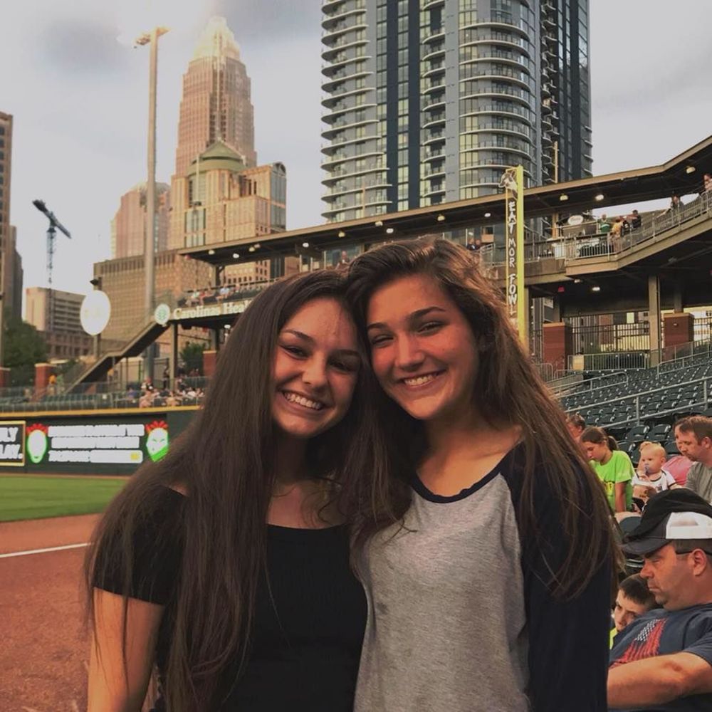 Meet your Posher, Jenna